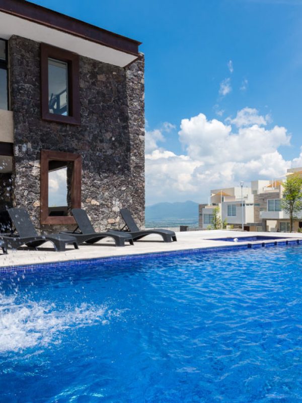 Figue-Residencial-Zibata-Queretaro-Amenidades-Alberca